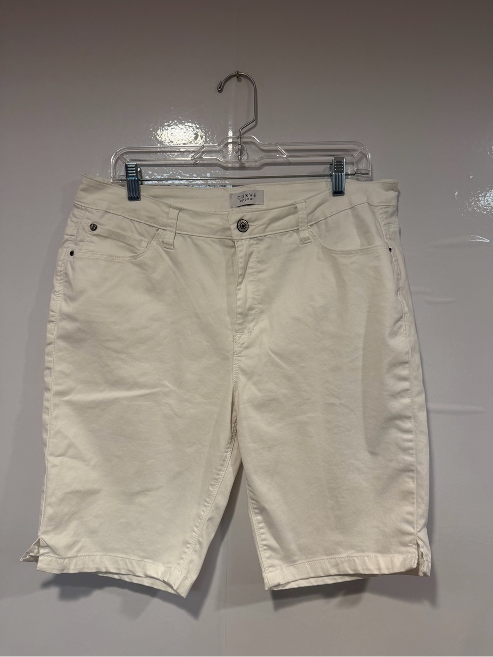 Curve Appeal Stretchy Denim Cream Cotton Shorts Womens Size 14 32